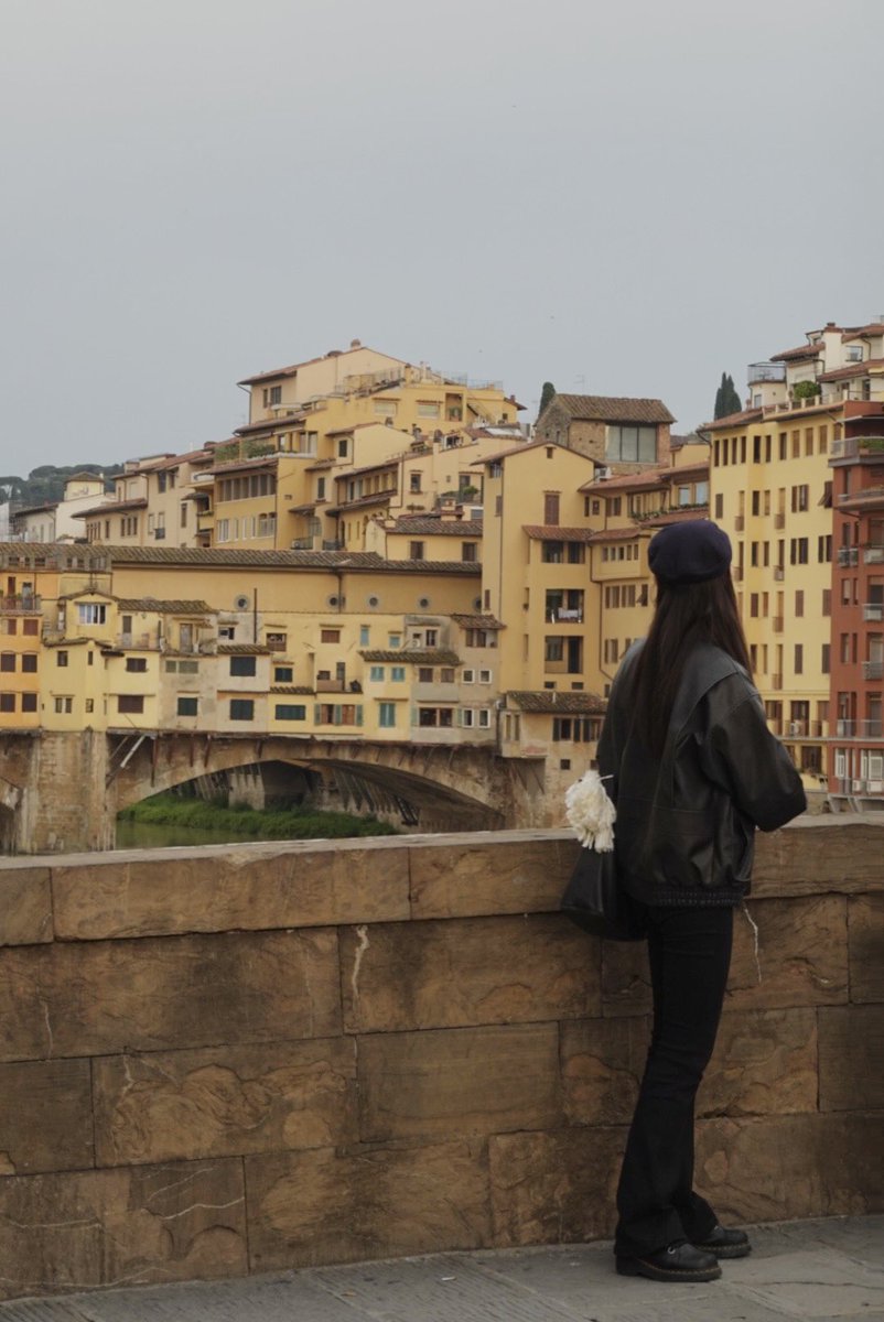 cxixnxdxyx's tweet image. 피렌체 제출합니다(멘트 아이디어 고갈