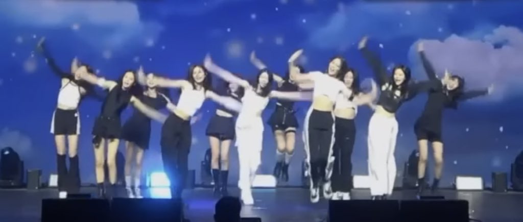 picshaeun's tweet photo. Can't wait 
#HAEUN #NAHAEUN #SMNGG #SMTrainee https://t.co/BFlqYYZVxa