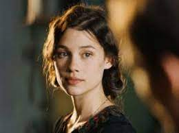 .@FredOL69007 #PremièreFoisauCinéma

#AstridBergesFrisbey dans Sa Majesté Minor de Jean-Jacques Annaud (2006) elle avait 20 ans