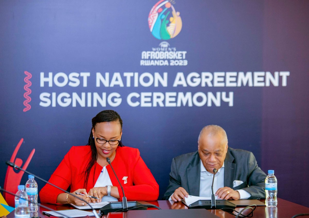 JUST IN: #Rwanda's sports minister Aurore Mimosa Munyangaju and Fiba Africa Regional Director, Alphonse Bilé, signed Thursday the Host Nation Agreement for the 2023 Women’s Afrobasket.

The tournament will be held in Kigali from July 28 to August 6.