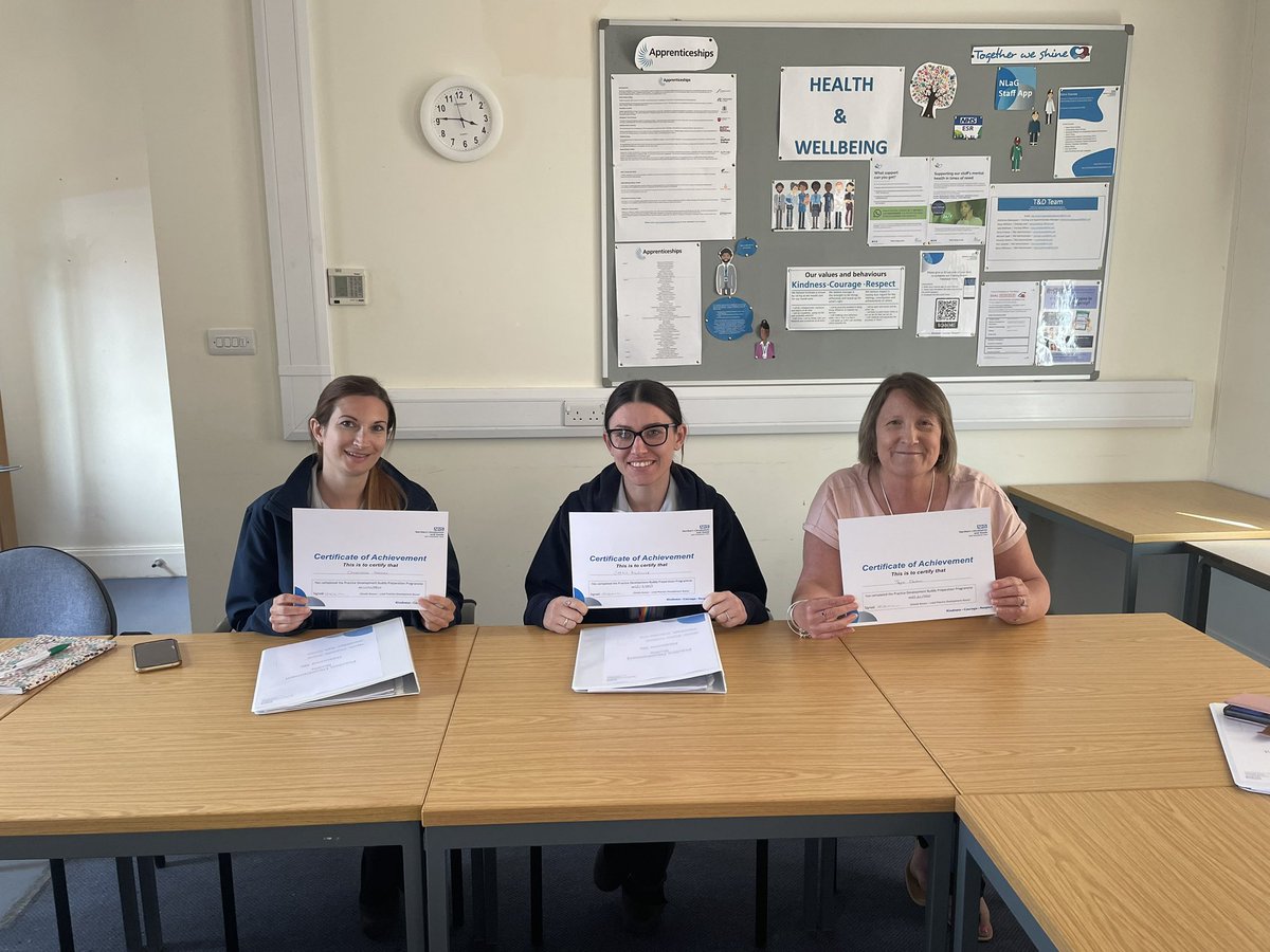Another 3 HCSW buddies prepared to support new recruits in their clinical areas! Well done ladies 🙌🙌 Proud to have you join the buddy network #HCSW #retention @NHSNLaG