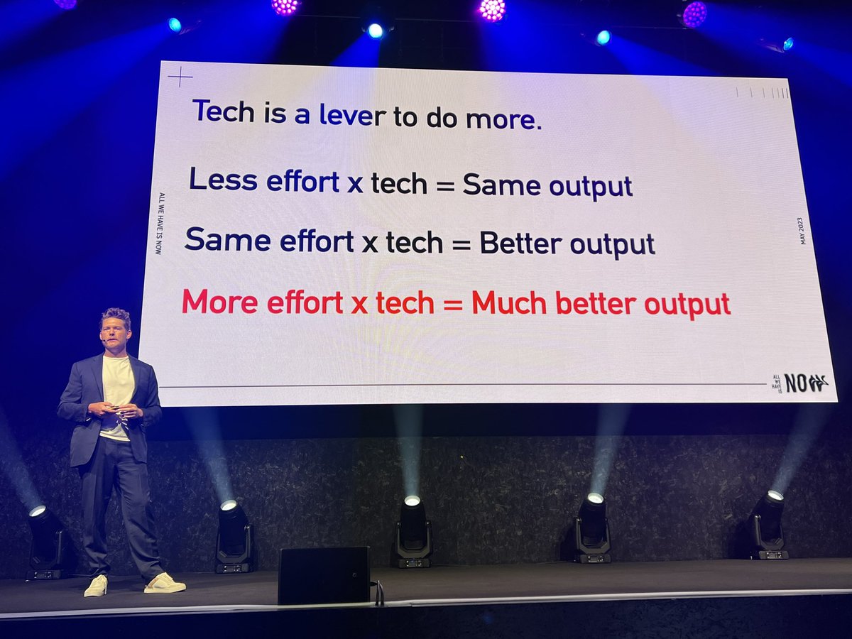 chiefmartec's tweet photo. I’ve long been a fan of @tomfgoodwin and his insightful perspective on change — and the potential for better change — happening in our digital age.

Great to meet him in person and catch his fantastic keynote here at @lxahub’s #AntiConLX conference. #martech

#KeepUpgrading https://t.co/bUoiEb5iAI