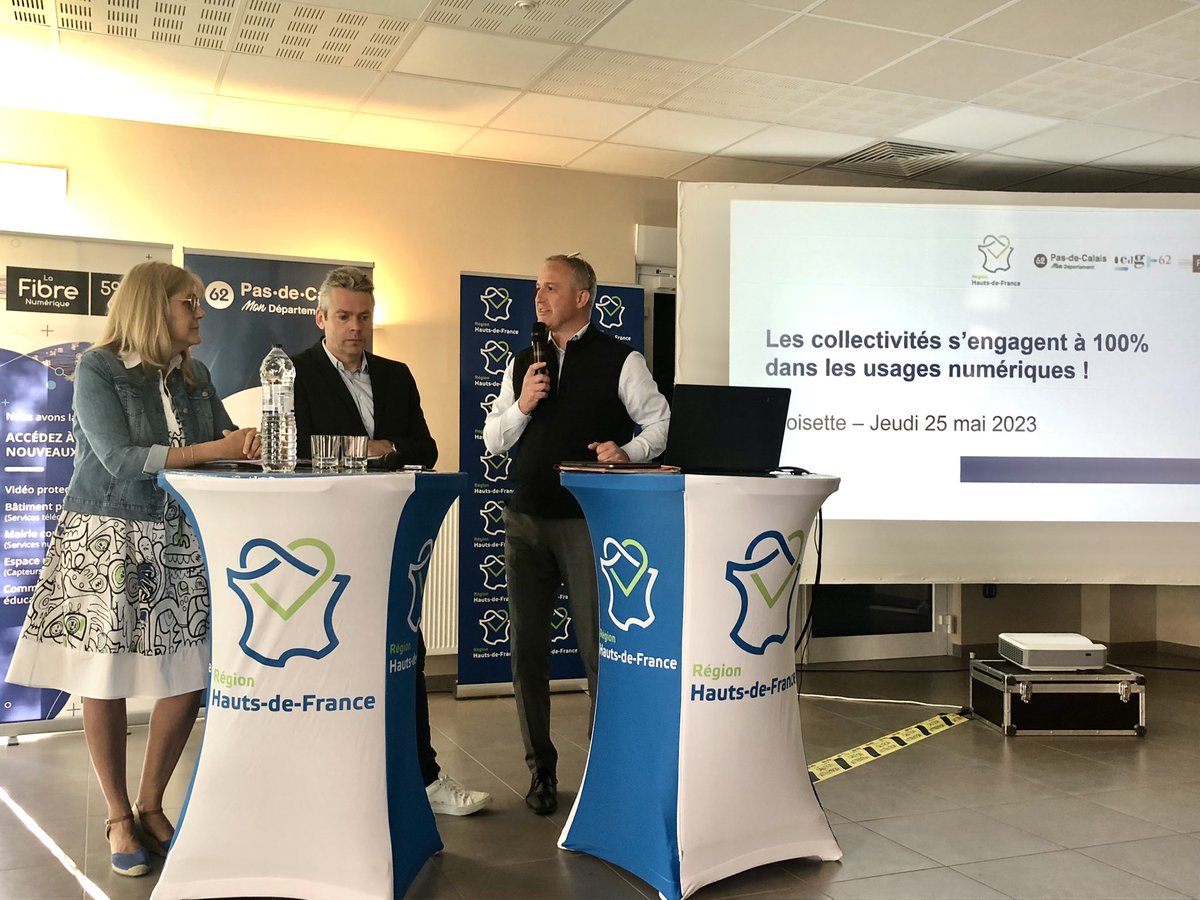 DesrousseauX 🐿 tweet media