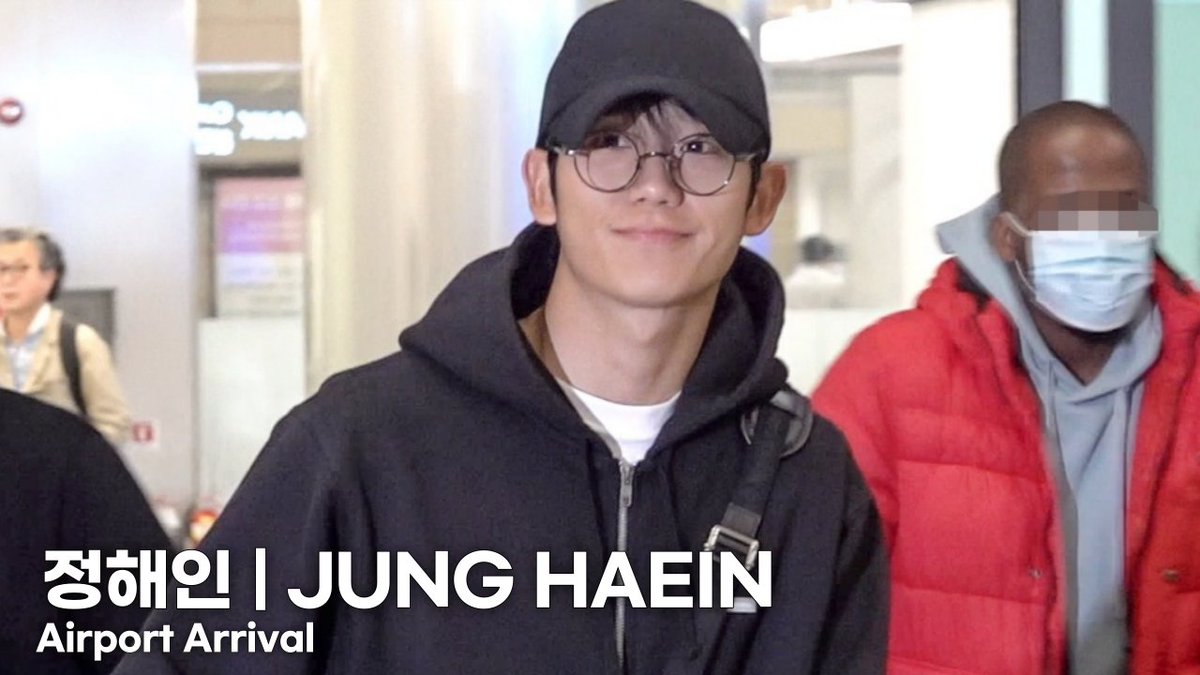 정해인(Jung Haein) 미소에 심쿵 | Jung Haein Airport Arrival
youtube.com/watch?v=rR9qI8…
#정해인 #공항패션