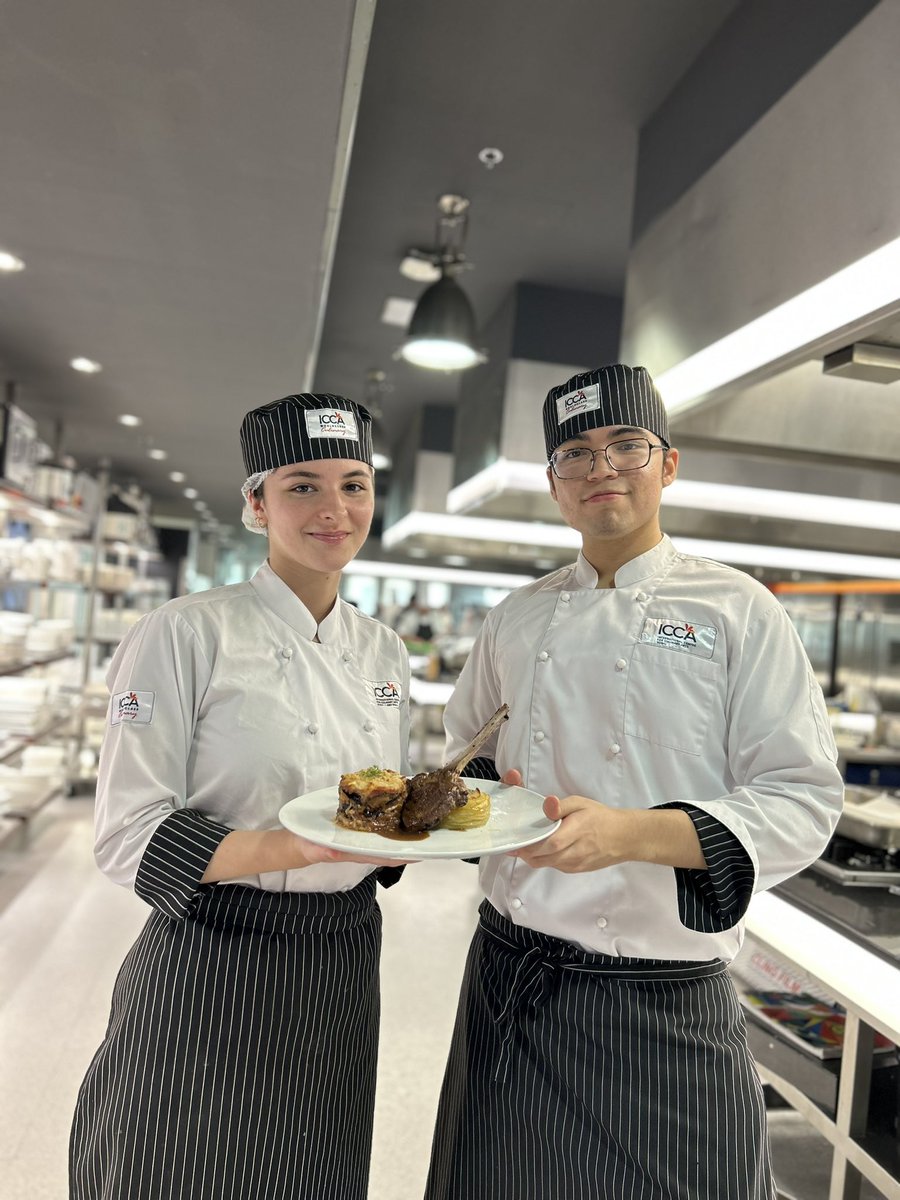 A goal with besties! #chefs #iccadubai