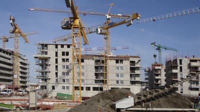 Les promoteurs immobiliers attendent des mesures d'urgence "avec impatience"
l.bfmtv.com/fMg