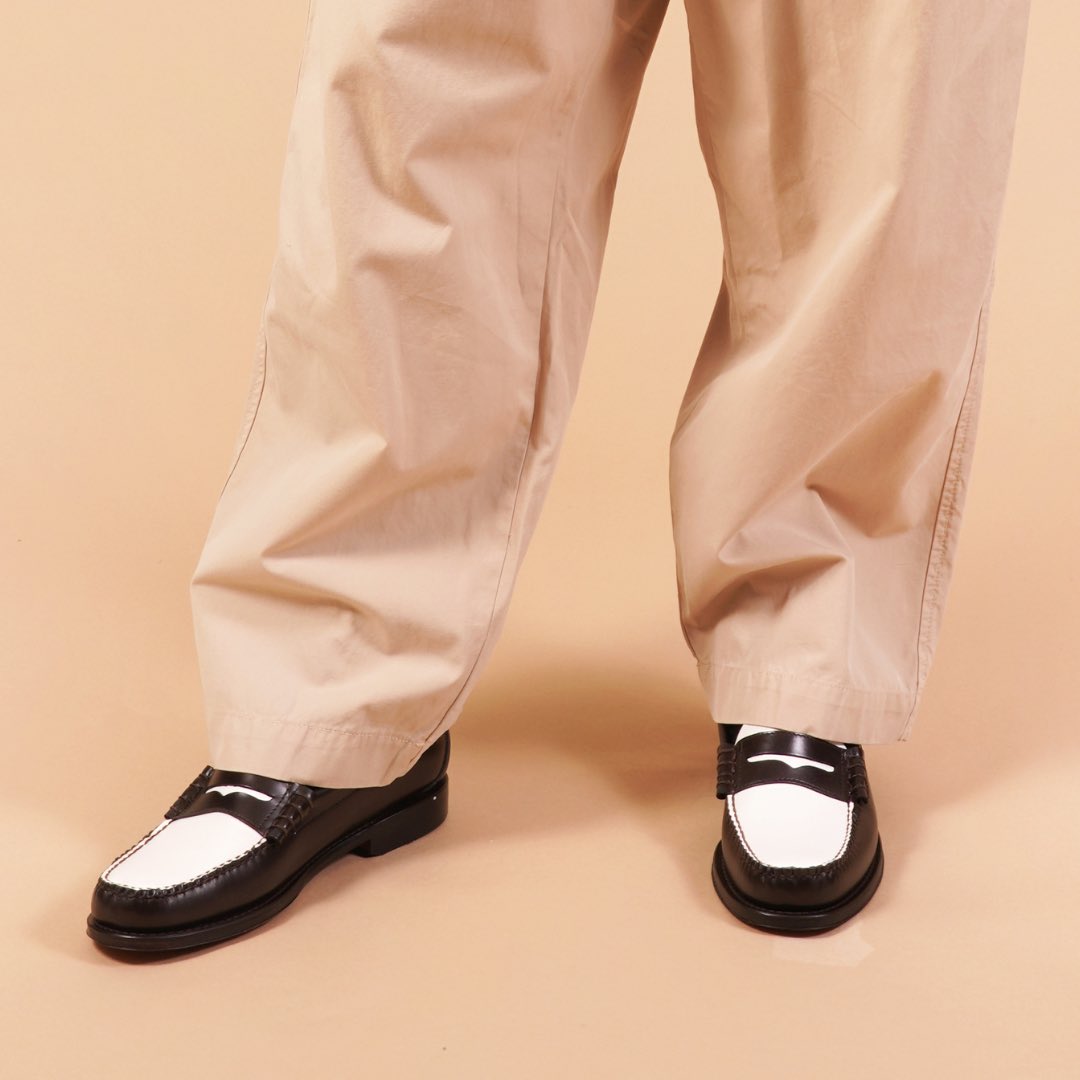 stuarts_london's tweet image. Spring/Summer arrivals at Stuarts, featuring the latest from YMC, Service Works, Barbour, Universal Works &amp;amp; G.H Bass Weejun 👞 

Full look available online &amp;amp; in-store now

stuartslondon.com

#stuartslondon #ymc #serviceworks #barbour #universalsorks #bassweejuns