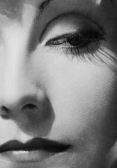 mcapitu2's tweet photo. “There are many things in your heart you can never tell to another person.”

Greta Garbo by Clarence Sinclair  Bull,1931 https://t.co/ZRG3ZW6Xuu