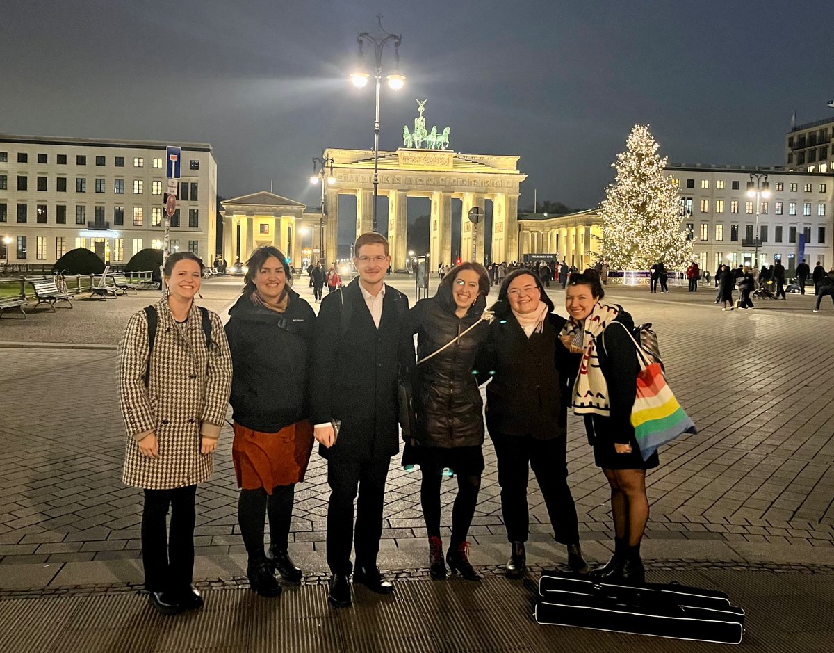 We are beyond grateful that you have driven the Centre forward in your unique way, with perfected schedules (Ablaufpläne) and your hands-on mentality. We will miss your expertise and distinguished laughter, but are excited to see where you will make an impact next 🇪🇺🇩🇪🇫🇷!