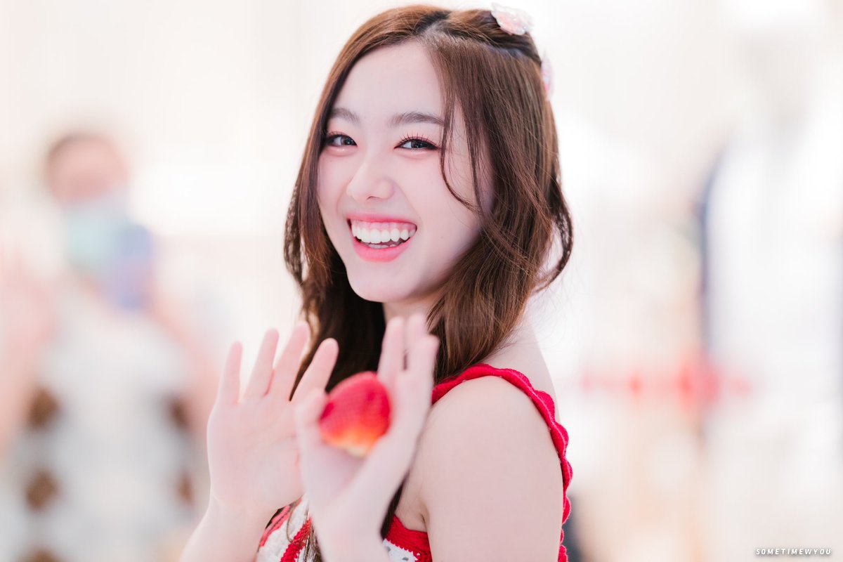 Pomki23's tweet photo. อ๊ะอายเกินไปแล้ววววววลูก สวยแบบละมุนสวยแบบตะโกน สวยยยยยย!!!😳🤭🐰 https://t.co/Fno2pwIo2A
