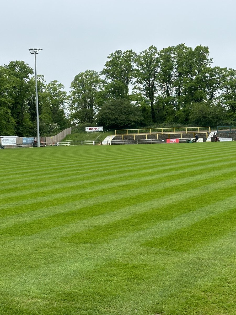 Pitch is already looking great following the renovation works. Ground staff hard at work giving it a cut this morning.

Is it pre-season yet? 

💛💚