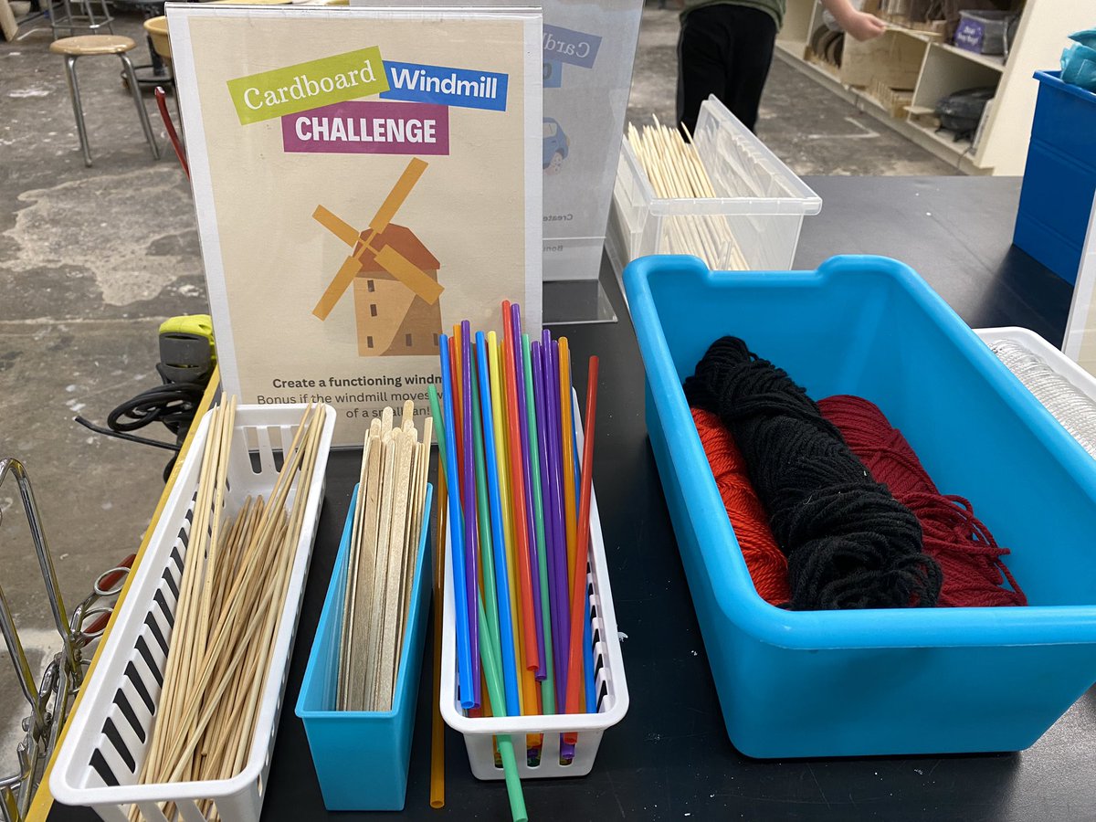 RemakeDays's tweet image. We’re having a blast at #RemakeDaysCentralPA! At the Rivet for their #CardboardChallenge. #RemakeDays