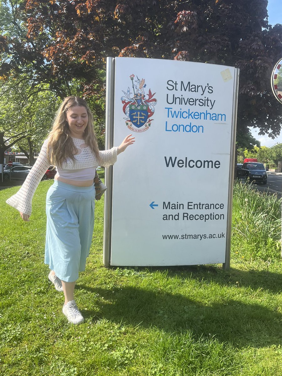 Aanniewood's tweet photo. 3 years at drama school done and dusted.. where has the time gone???🥺😤just the showcase next week to go! 🥰 #seekingrep #gradactor https://t.co/vH4IN8P3Zg