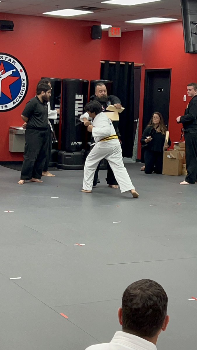 AP_Hartman's tweet image. Love watching these two @GatorsWlms students pushing and encouraging each other inside and outside the classroom! @sdpbc_lindsay @MGrandTaylor @karena731