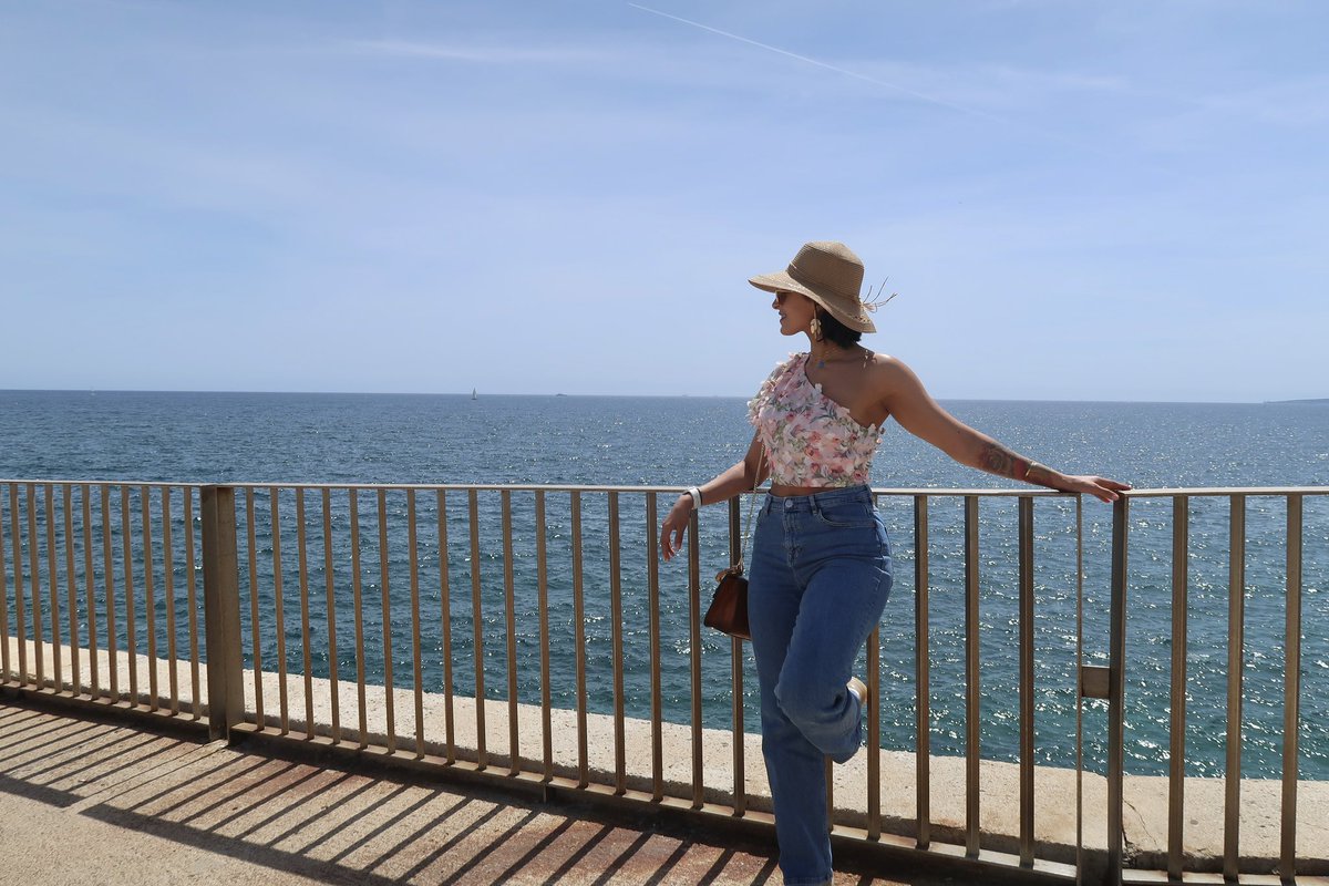 ArabianDalal's tweet image. هلا بعيد ميلادي ال٣٣ 🎂