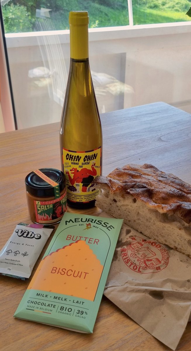 Literally never post on here anymore (life is too busy!). But just thought I'd pop in to say that <a href="/foodshopbristol/">FOODSHOPBRISTOL</a>'s new bigger space is filled with even more goodies and I want to consume them all. That's it. ☺️