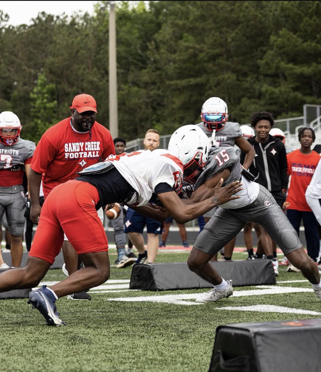 creeksrecruits's tweet photo. Shots from the first week of Spring Ball. We are right back Monday to finish up spring ball!

#DiamondEra #RecruitTheCreek #OfferTheCreek

📸: itsprojectp via IG https://t.co/Daus0lT54L