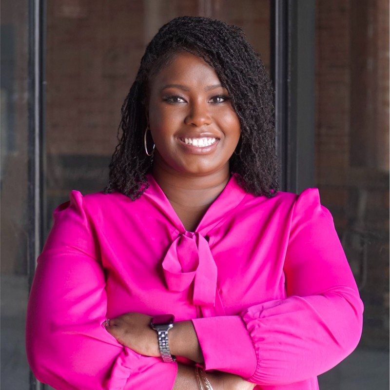 Before today’s 1️⃣0️⃣2️⃣nd annual #UNCSSW graduation ceremony, we are honoring inaugural Distinguished Recent Alumni Award winner <a href="/NCCU/">North Carolina Central University</a> professor and <a href="/DukeMedSchool/">Duke University School of Medicine</a> BIRCWH Scholar Charity S. Watkins, MSW ’13, Ph.D. ’19. #maternalmortality #healthequity #GDTBATH #UNC23