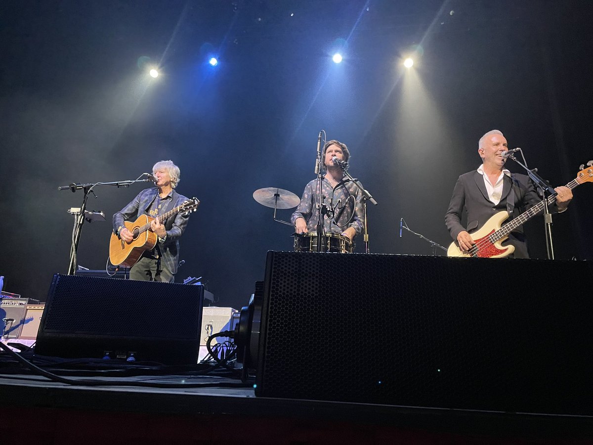 travelreader's tweet image. Fantastic concert last night #CrowdedHouse. It was well worth the wait