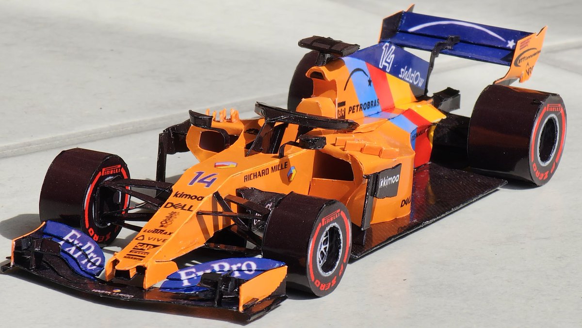 GMM1702's tweet photo. Car of the day... How about a bit of @McLarenF1? @alo_oficial's 2018 Abu Dhabi GP #MCL33. 🧡 https://t.co/VxLxZlfblF