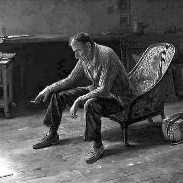 وحيدًا في غرفتي..! 
أنادي أيها الليل
فنجان قهوة،
وعلبة سيجارة
لنتفاهم معًا.