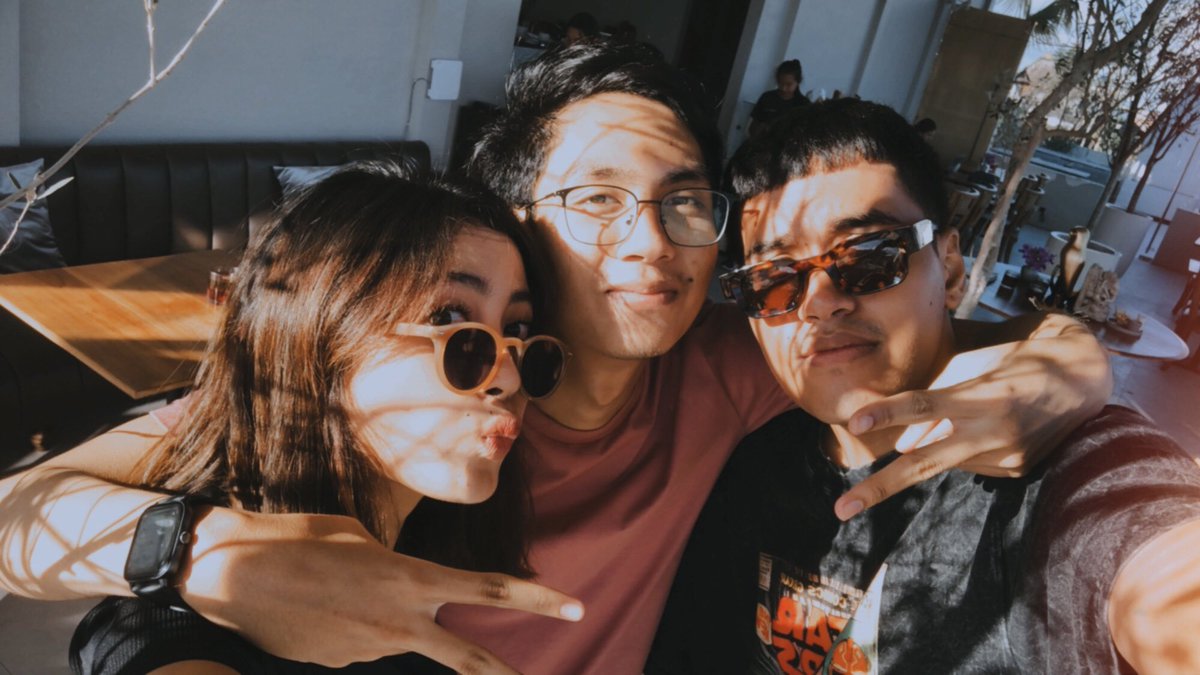 vevediveraa's tweet photo. Sibling forever🤞🏻 https://t.co/Tfgslo5IfW