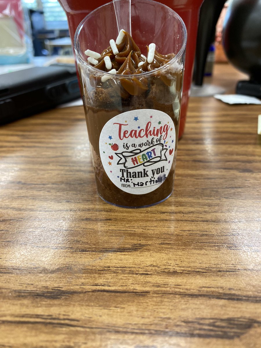 AudacityMagazin's tweet photo. A little sweet treat from my principal. Tiny cup filled with dulce de leche which is like Nutella but better. And tiny brownie bits. #DisabilityTwitter #DisabledTeacher #DisabledProfessional #DisabledCollegeGraduate https://t.co/0AsluJZcMs