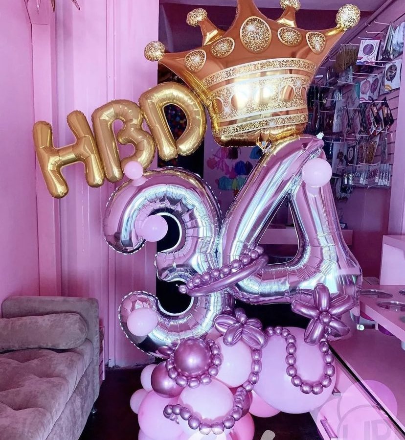 maliciousBEAUTY's tweet photo. Aging Like Ah Fine Bottle Of Wine, I Taste Better & Better Over Time ππβοΈ #CheersTo34Years #TaurusSZN #HappyBirthdayToMe #FunSize #MILF https://t.co/9aQUG6htwI