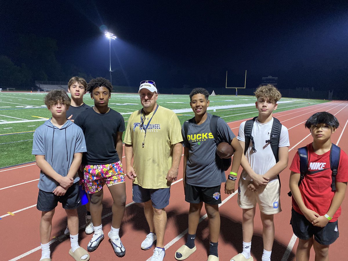 iam_zionsesay's tweet photo. Had a great time at the Good Counsel Friday Night Lights Football Camp. Thanks to Coach @jnoelloc @CoachPlez and the entire Good Counsel staff for a great clinic! 🏈
#TheyRestWeWork #TheUisUs
#BeAHawk https://t.co/TXgWftVAb8