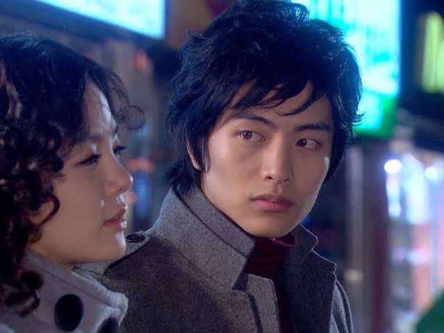 Elena_DiazG's tweet photo. @Aomphanwara2 I loved #LoveTrully! In this drama I fell in love with Minki’s voice, I listen “Like a Candy almost everyday.

I think you should watch “Dal-ja’s Spring” (2007), Minki’s character is just tender, funny and so adorable…

It actually
kills me! 🔥❤️‍🔥

#leeminki
#DaljasSpring https://t.co/BfQNp0Walq