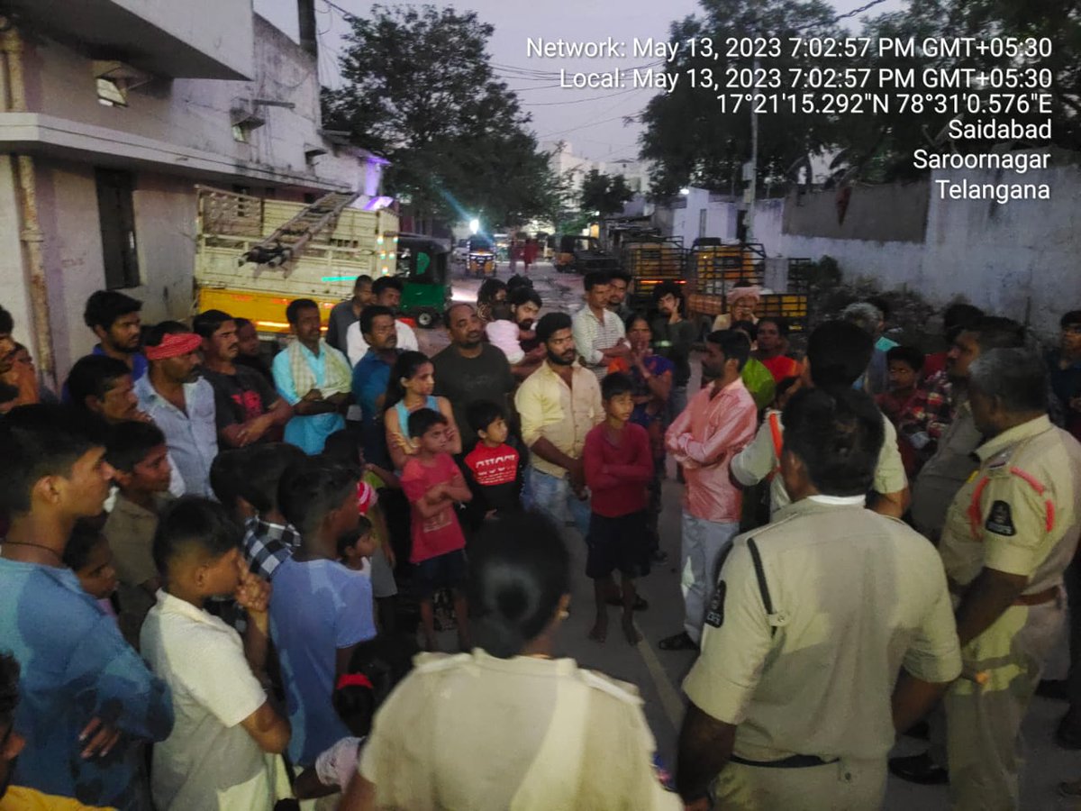 Today Sri Shivaji, SI and Sri Ashok Reddy, ASI of PS Saidabad along with Patrolling Staff Performed Community Policing at Khajabagh Colony Regarding Cyber Crimes, Dial-100, Eve Teasing, She Teams, and Traffic Rules.