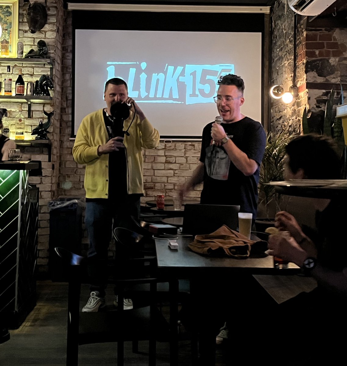 blink155pod's tweet image. last night. due to technical difficulties we created a PA by running the blue yeti (with pop screen) thru logic and another mic thru garageband, then tried to do the live pod. it was very hard to hear us and we were standing in the way of the service area. perfect pod.