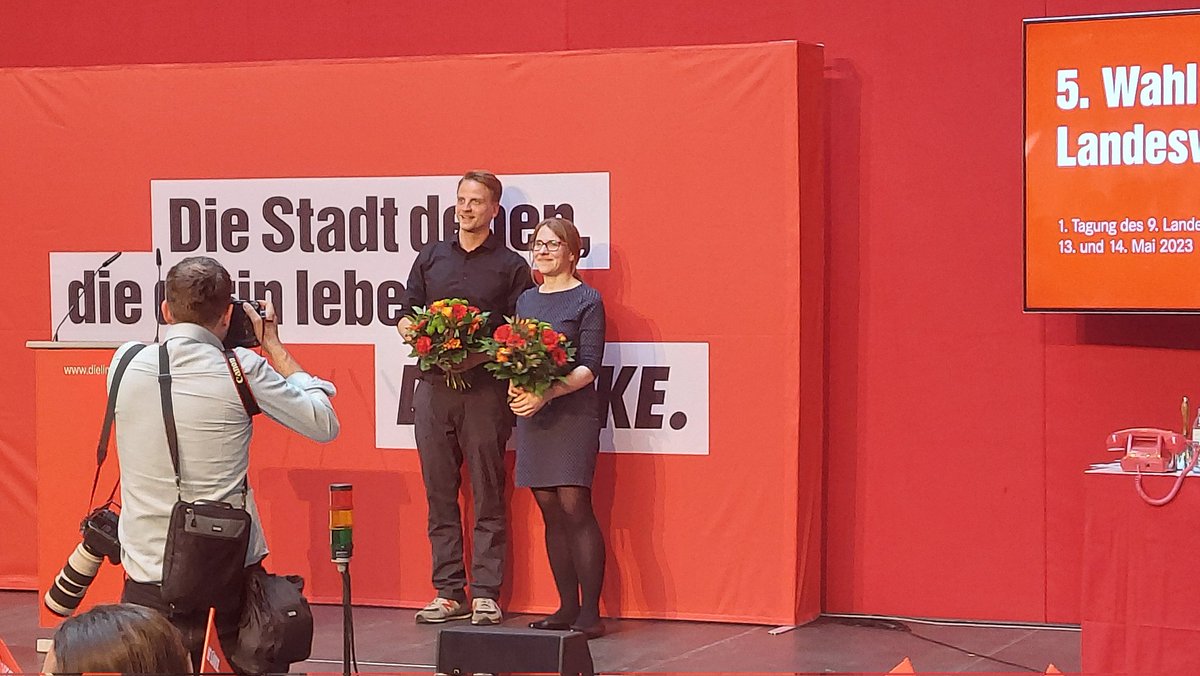 Maria Bischof (@mariaausxhain) on Twitter photo <a href="/dielinkeberlin/">Die Linke Berlin</a> hat eine neue Doppelspitze: <a href="/F_Brychcy/">Franziska Brychcy</a> und <a href="/Max__Schirmer/">Maximilian Schirmer</a>. Nach all den Rückschlägen der letzten Zeit ist das endlich mal wieder ein richtig guter Tag für die Partei! Ich bin sicher, die beiden werden die große Aufgabe gut schultern. #linkelpt #dielinke #Berlin <a href="/dielinkeberlin/">Die Linke Berlin</a> hat eine neue Doppelspitze: <a href="/F_Brychcy/">Franziska Brychcy</a> und <a href="/Max__Schirmer/">Maximilian Schirmer</a>. Nach all den Rückschlägen der letzten Zeit ist das endlich mal wieder ein richtig guter Tag für die Partei! Ich bin sicher, die beiden werden die große Aufgabe gut schultern. #linkelpt #dielinke #Berlin