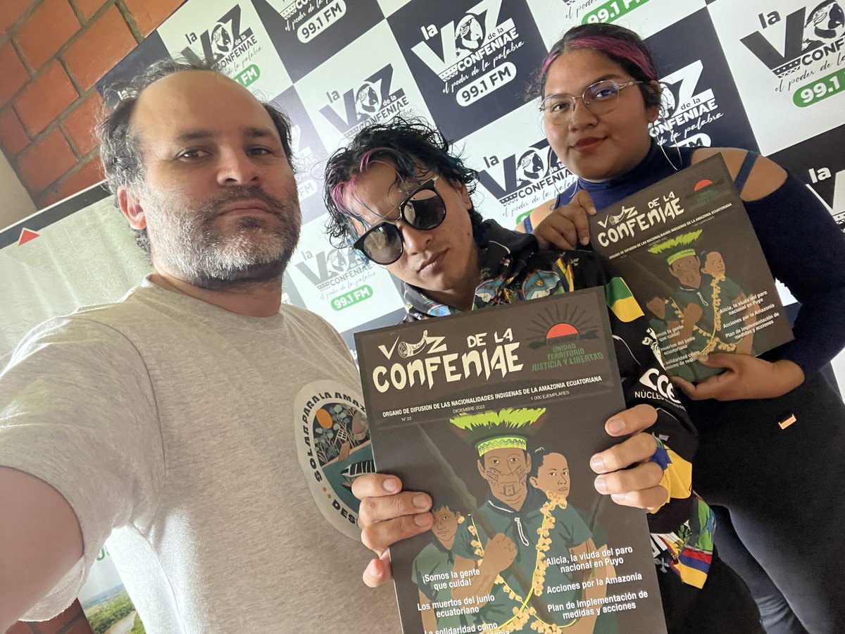 sachacristo1's tweet image. Y estamos en los estudios de @vozconfeniae con entrevistas y programas en vivo pero sobretodo apoyando al talento local con #ElPoderDeLaPalabra