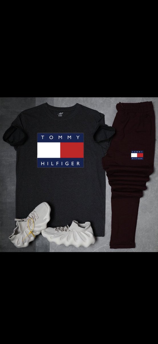 اي طقم تيشرت مع بنطلون او شورت 120 العرض لي مدة يومين 🔥🔥