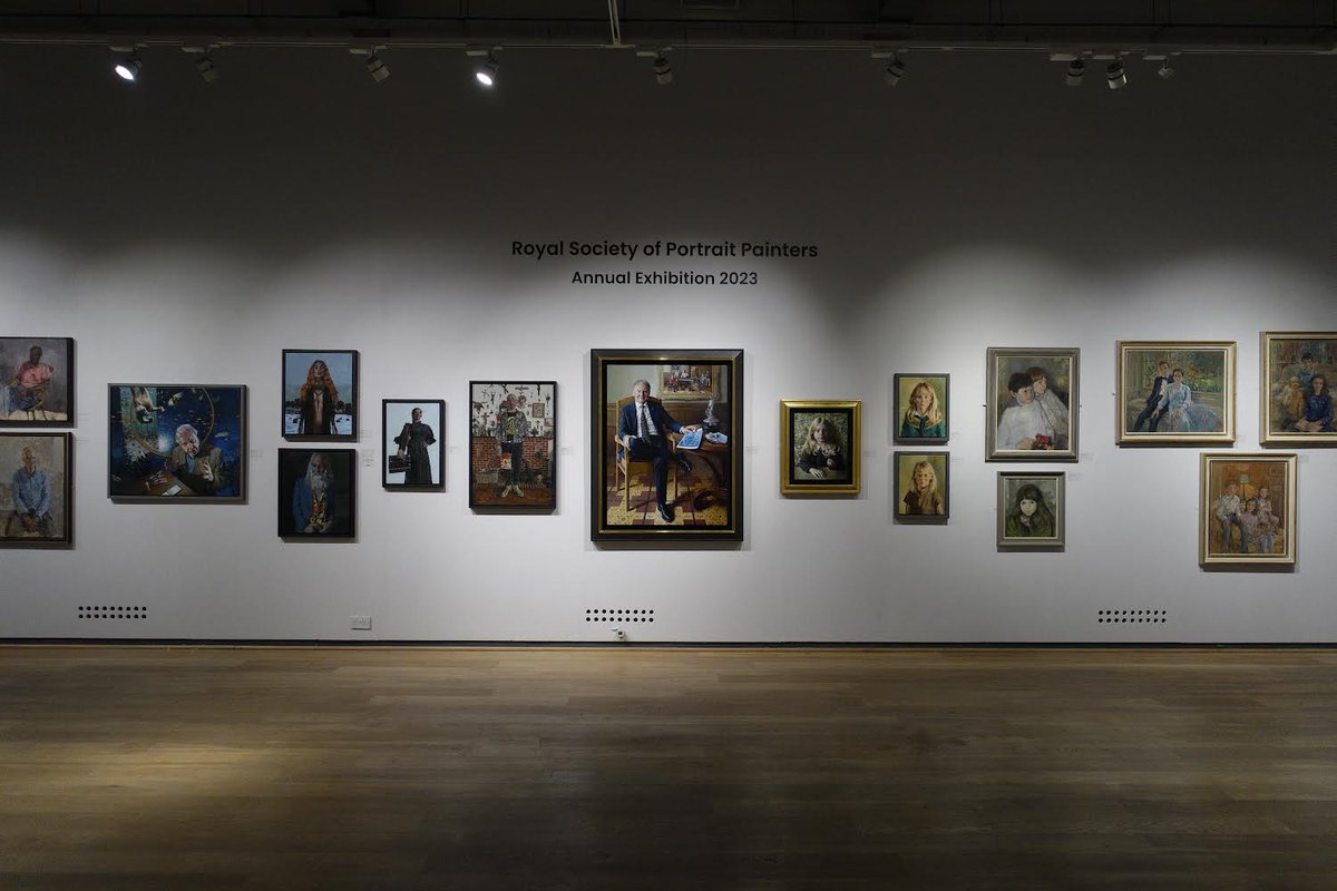 mantaspoderys's tweet photo. A few images from the @RP_portraits at the @mallgalleries

It’s an honour to have the commissioned portrait ‘Family at the table - Daly MacGabhanns’ Highly Commended by the de Laszlo Foundation. 

Exhibition 4th - 13th May.

With thanks to @culture_ireland for support. https://t.co/yydR0Grrc2
