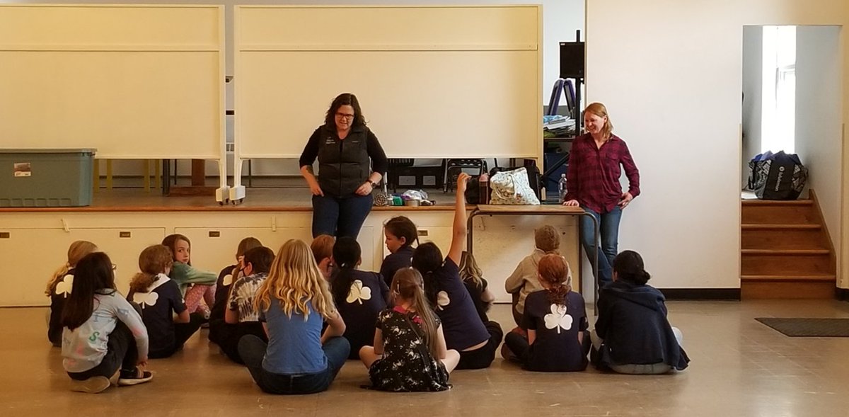 CNL_LNC's tweet photo. Last week, CNL’s Education Outreach Program visited the #Nepean, ON @girlguidesofcan in honour of @Sci_Od Week. 

Want to join CNL’s #EducationOutreachProgram? Email communications@cnl.ca.

@AECL_EACL #nextgen, #OdySci #STEAM https://t.co/kQiILavYvc