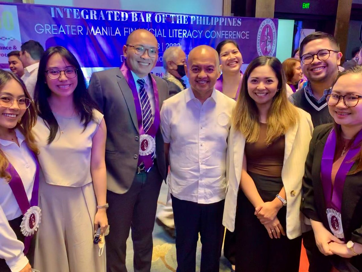 kathymonje's tweet photo. DENR Central Office Lawyers w the Senior Associate Justice @marvicleonen 🫶🏼

Hi po, Justice!! https://t.co/28me7F9NSu