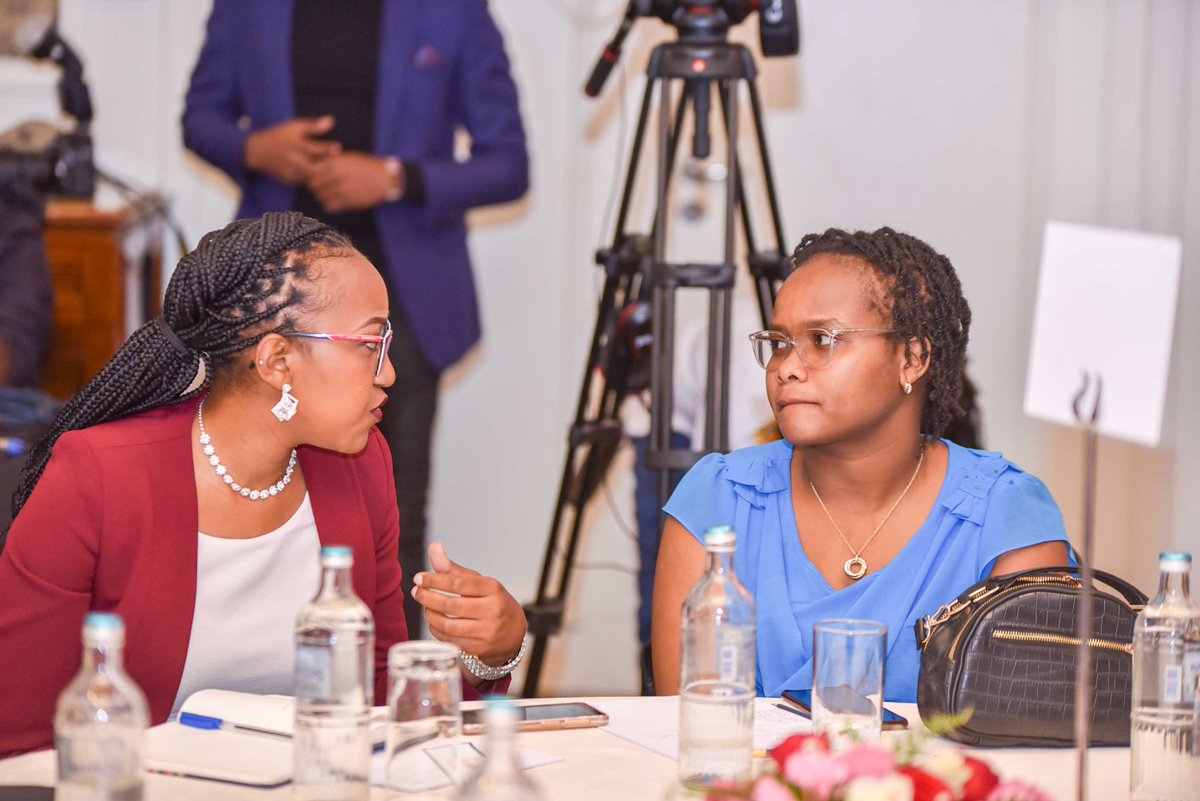 Adanianlabs's tweet photo. The story you tell will influence the conversations around you, own your story own your conversation.
#StoriesOfEquity #TwaaCommunity #WomenOfEquitySummit #MothersDay
@TwaaCommunity https://t.co/DiYKPbg4LB