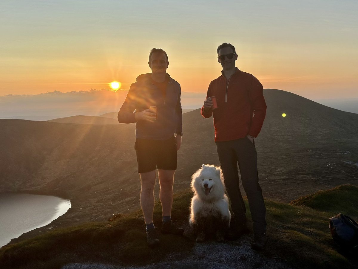 waggyraces's tweet photo. Friday night sunset hike in the Mournes.
Sipping a beer on top of Slieve Doan at 9pm is a fine end to the week.
Zola (who will be 12 this year) was lost to a bog for a few mins and is pure stinkin today - thick glarry mud 😬 https://t.co/uqAnqB5vhz