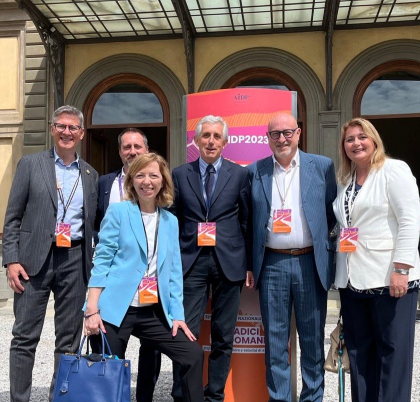 Congresso #AIDP2023 a #Firenze: l'area Pubblica Amministrazione è presente e lavora per affermare una nuova immagine della PA italiana, in grado di attrarre #giovani #talenti e ingaggiarli nella creazione di valore pubblico per il nostro Paese! #benecomune #HR #futuro