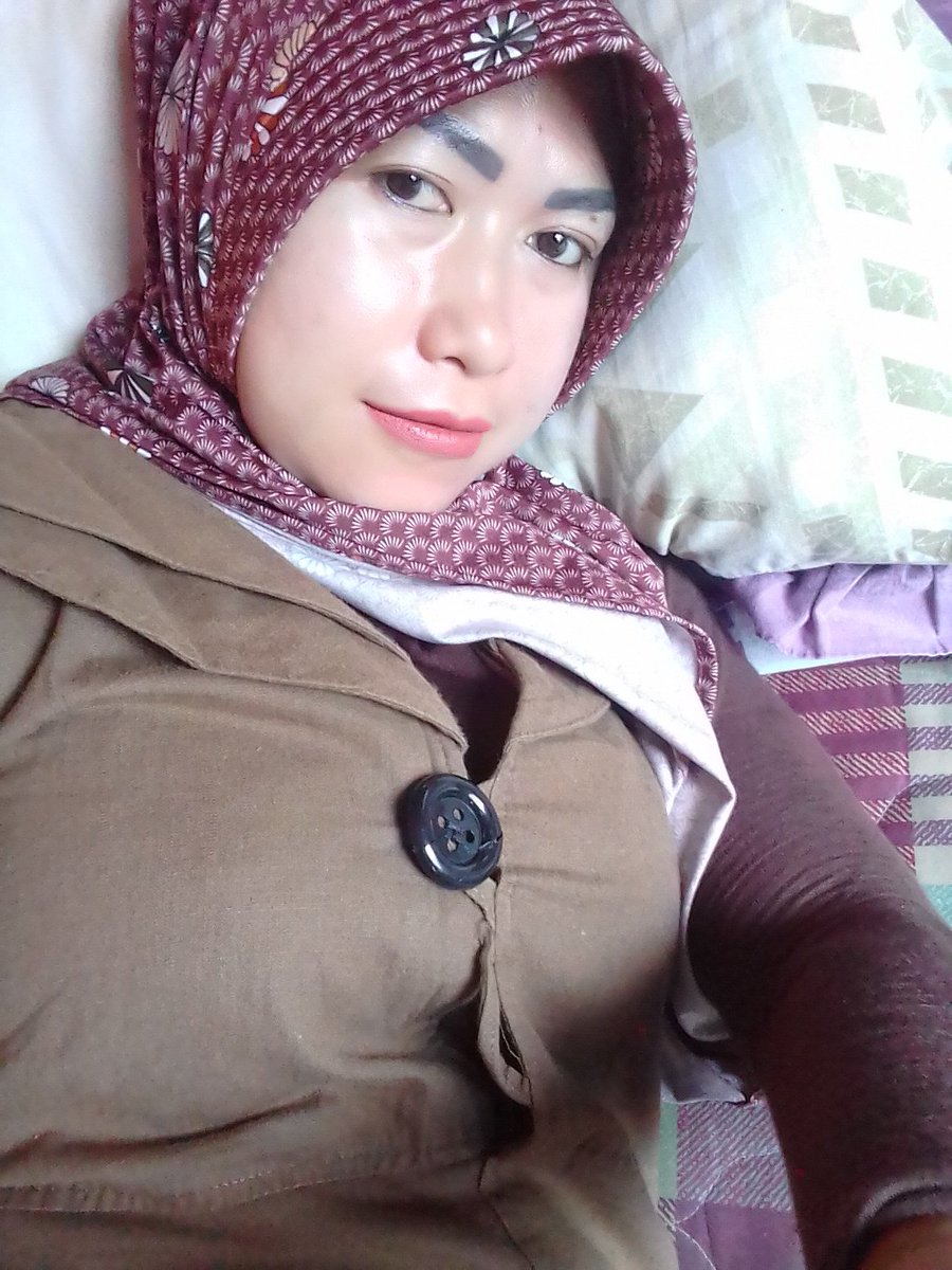 Video Bokep Viral Cewek Hijab Bugil Foto Terbaru (@JilbabPanas) on Twitter photo 2023-05-18 06:00:00
