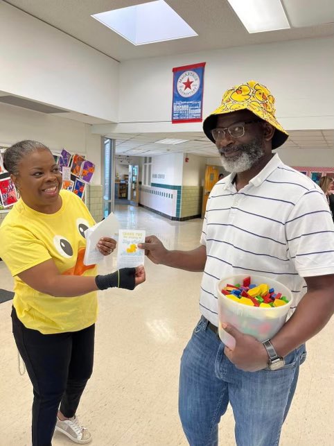 It was Lucky Duck Friday at MacArthur! “Thank You TEACHERS for helping us stay afloat!!” Happy Teacher Appreciation Week!! ⭐️🦆💛<a href="/MacArthurACPS/">MacArthur ACPS 💫</a> <a href="/ACPSk12/">Alexandria City Public Schools</a> 

 #TeachACPS #ThankATeacher #macarthurstarsshiningbrightly #followthestars