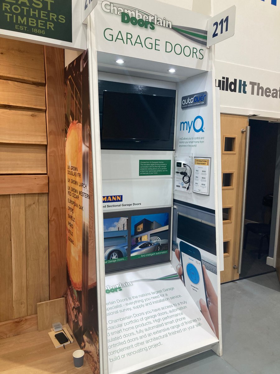 ChamberlainDoo1's tweet photo. Day 2 at the #NSBRC Swindon #GarageDoors #Hormann #Garador #Automation https://t.co/edbwAvMABc