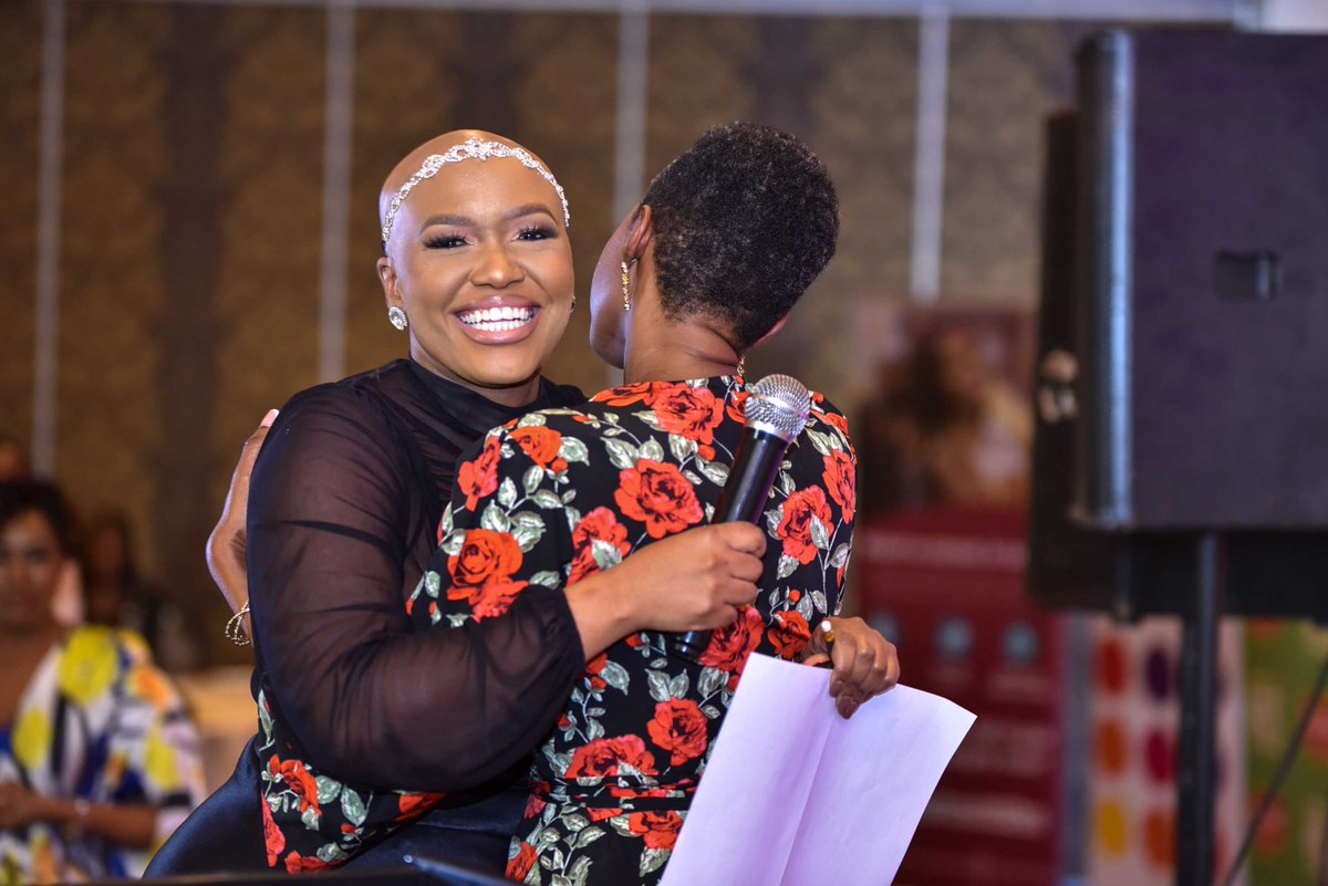 Adanianlabs's tweet photo. Embracing shared conversations and common goals @KiwiaIrene and @iamsamkemhlongo #StoriesOfEquity
@TwaaCommunity
#WomenOfEquitySummit
#MothersDay https://t.co/q9H8mTZy0Q