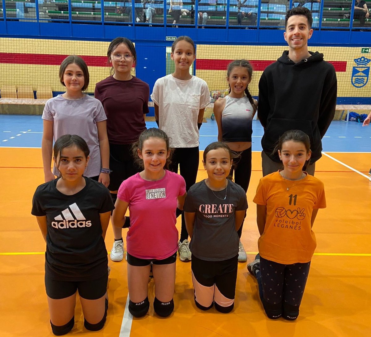 VoleibolLeganes's tweet photo. 🏆🏐 ¡¡TORNEO DE MINIVÓLEY!!

Estos son los equipos participantes del Torneo de MiniVóley de preparación para el Circuito de la FMVB en el Pabellón Emilia Pardo Bazán

#VamosLega #MejorCanteraESP 💙🤍 https://t.co/DfGO84s8R6