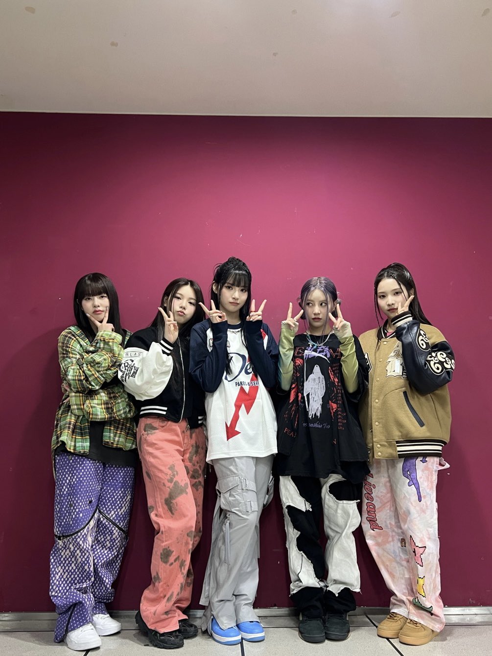 FwAGSA_aAAAkDIM?format=jpg&name=large