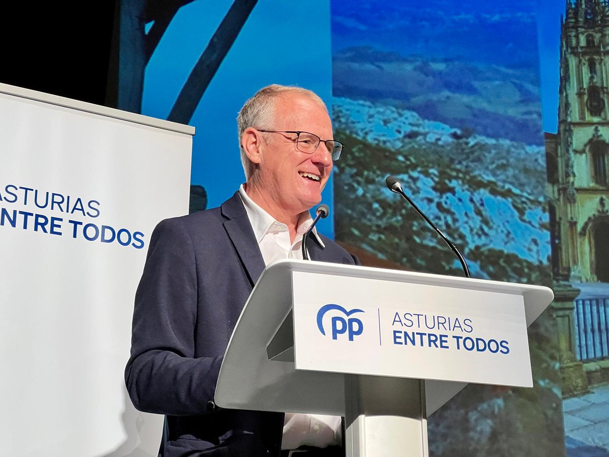 "Llegó el momento... de mandar al PSOE a la oposición y lo vamos a hacer #EntreTodos" 🙌🙌🙌🙌

#Asturias 
#OportunidadDeCambio
#AsturiasEntreTodos 💙💛