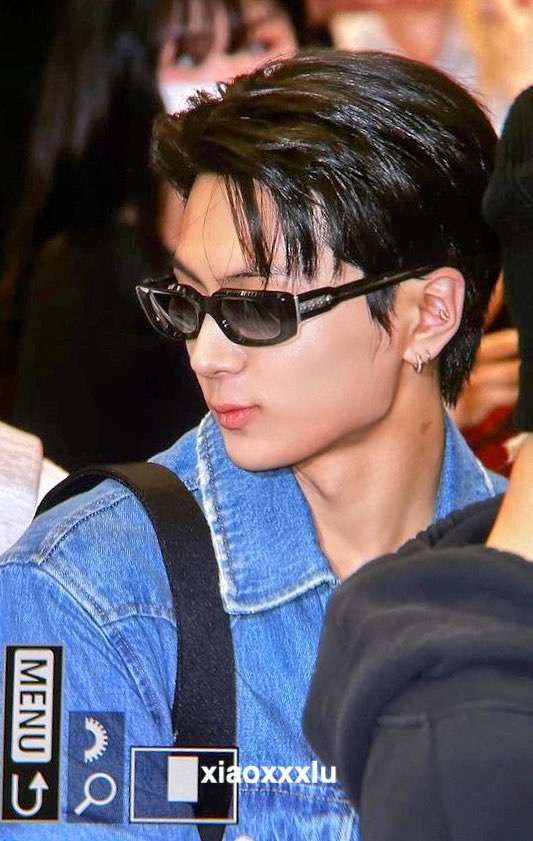 Coolest person ever. #ENHYPEN_JAY