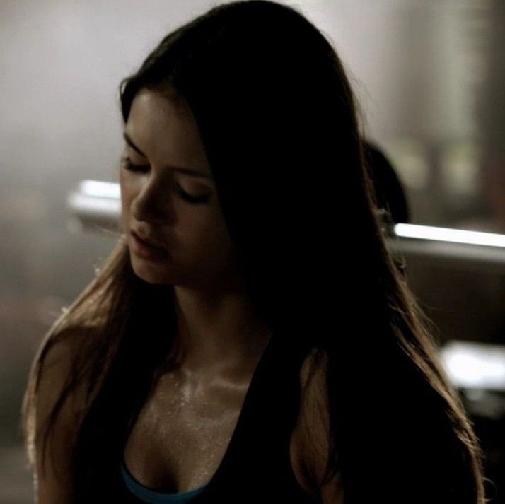 thinkingelena's tweet image. 